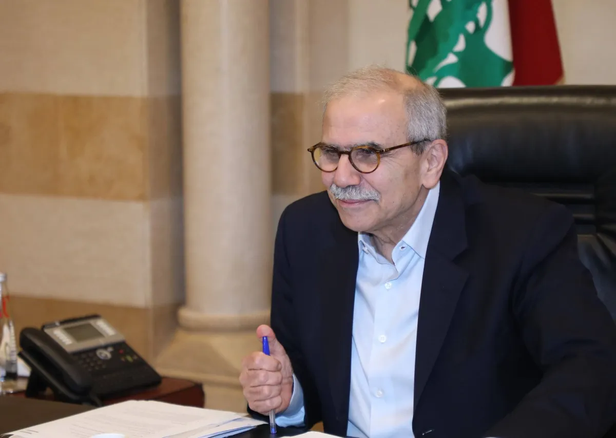 لبنان: اجتماع وزاري يتعهد بإجراءات بعد خرق «حزب الله» قرار رئيس الحكومة
انقسامات داخل الحزب أدت إلى إضاءة صخرة الروشة رغم تعهدات معاكسة