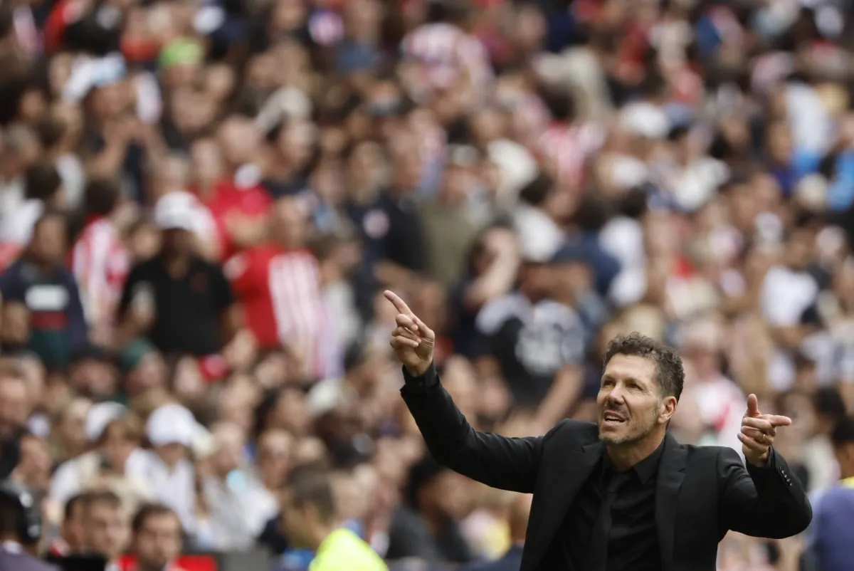 سيميوني: لهذا بكيت بعد الفوز على ريال مدريد