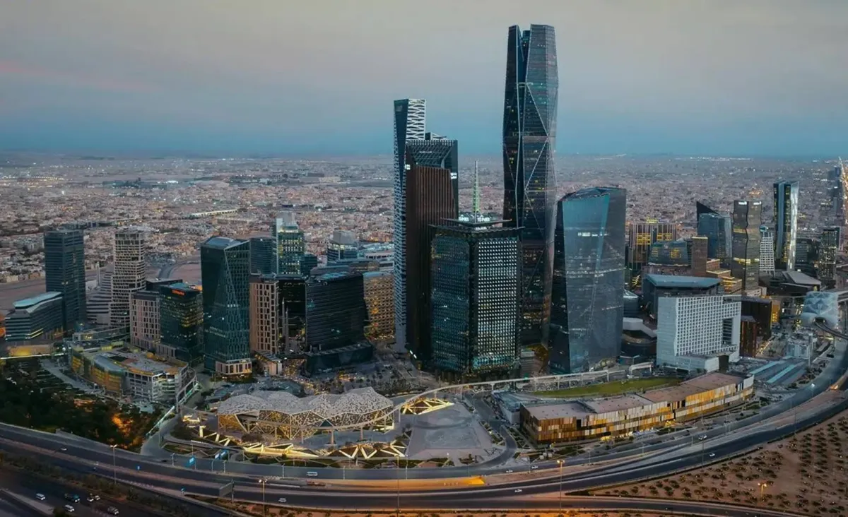 المجلس الاقتصادي السعودي يستعرض نمو القطاع غير النفطي
ناقش أداء برامج «رؤية 2030» وسبل تطوير صناعة الحلال