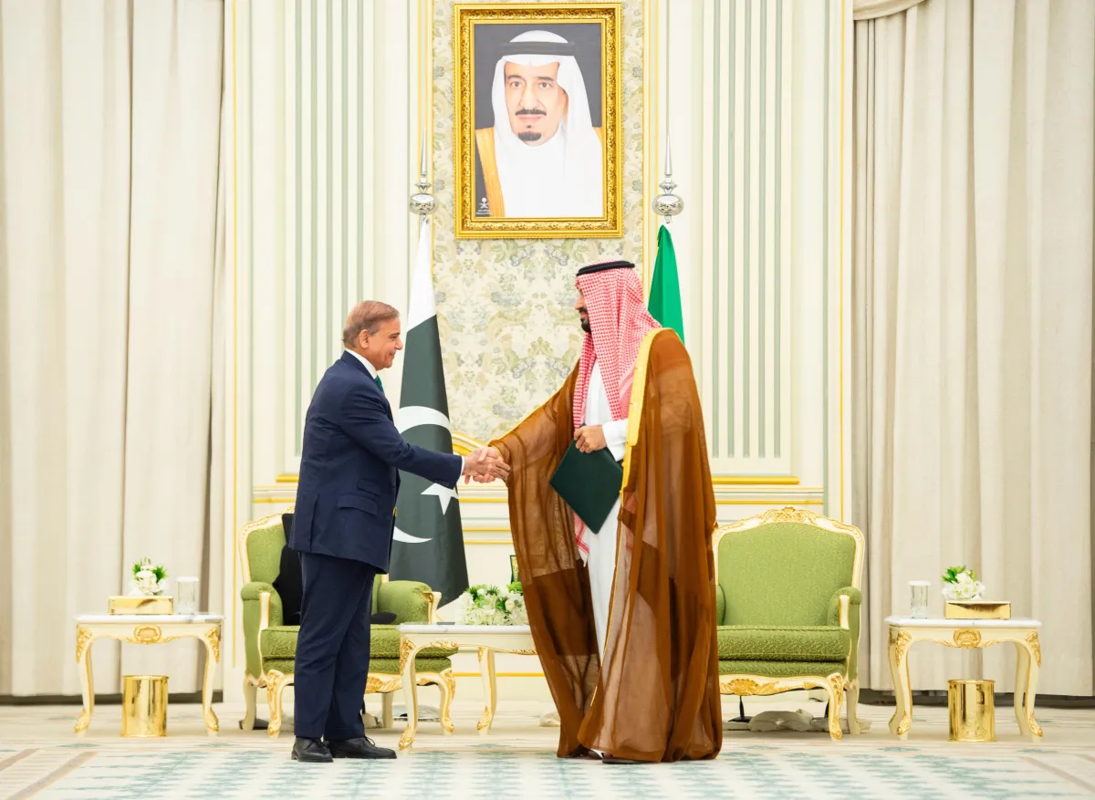 السعودية وباكستان توقّعان اتفاقية الدفاع الاستراتيجي المشترك