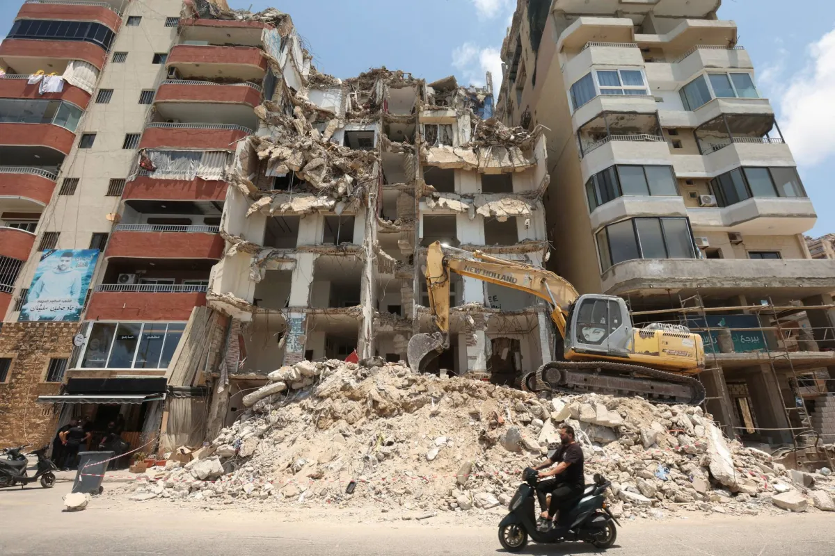 غارات إسرائيلية تستهدف بلدة النبطية الفوقا في جنوب لبنان
تسببت في اندلاع حرائق واسعة