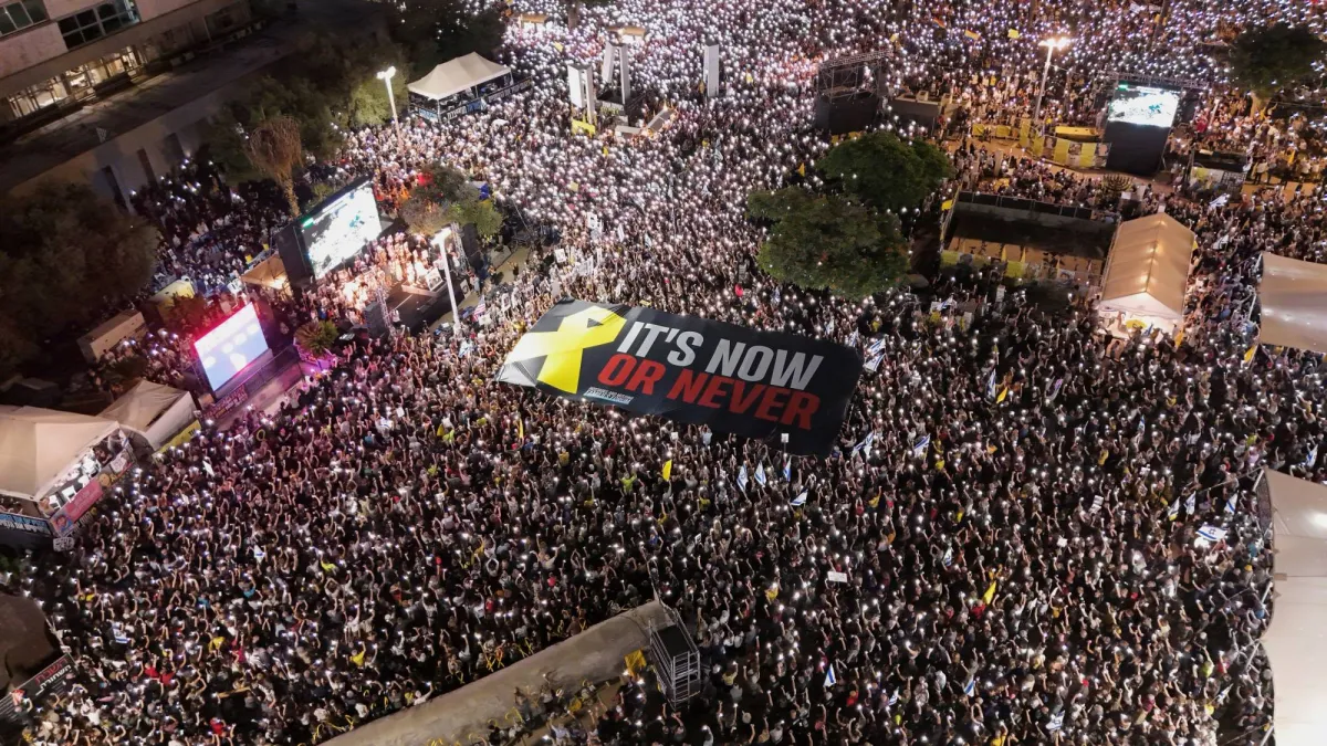 الحرب توقفت لكن إسرائيل تواجه انقلاباً داخلياً
كسرت كل القوالب في 7 أكتوبر ولا تعرف كيف تلملم البقايا