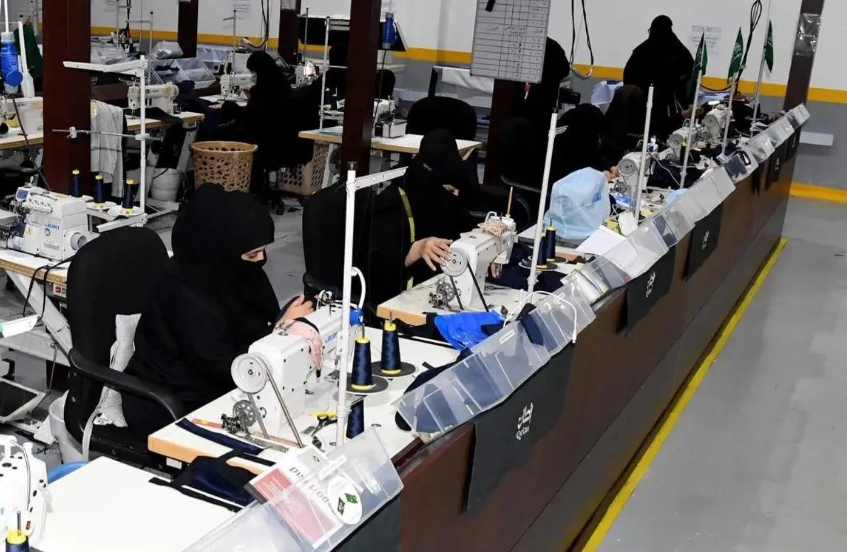 البنك الدولي يرفع توقعاته لنمو الشرق الأوسط وشمال أفريقيا في 2025 و2026
قال إن السعودية تقود القفزة العالمية في مشاركة المرأة بالقوى العاملة