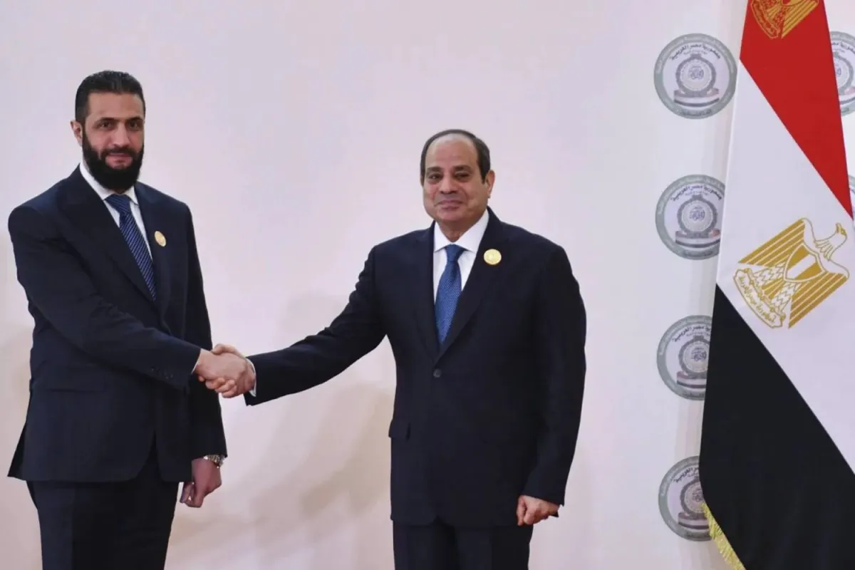 إلغاء عطلة «6 أكتوبر» في سوريا يثير استهجاناً بمصر
إعلاميون عبَّروا عن استغرابهم من قرار الشرع