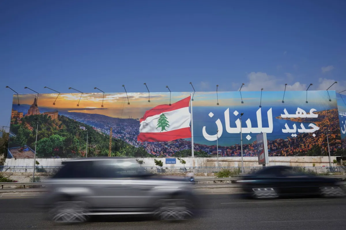 لبنان بعد 7 أكتوبر... موازين قوى جديدة لترميم العلاقة مع العالم
تفكّك قبضة «حزب الله» وتحوّل الممارسة باتجاه تثبيت منطق الدولة