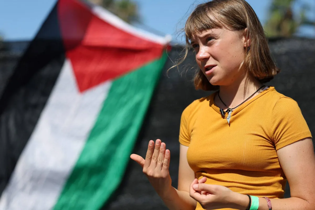 الناشطة غريتا تونبري: تعرضت للتعذيب في سجن إسرائيلي