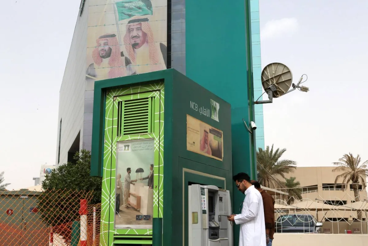 قروض المصارف السعودية تنمو 2.5 % في الربع الثاني
«ألفاريز آند مارسال»: بتأثير من المشروعات الكبرى واستثمارات «رؤية 2030»