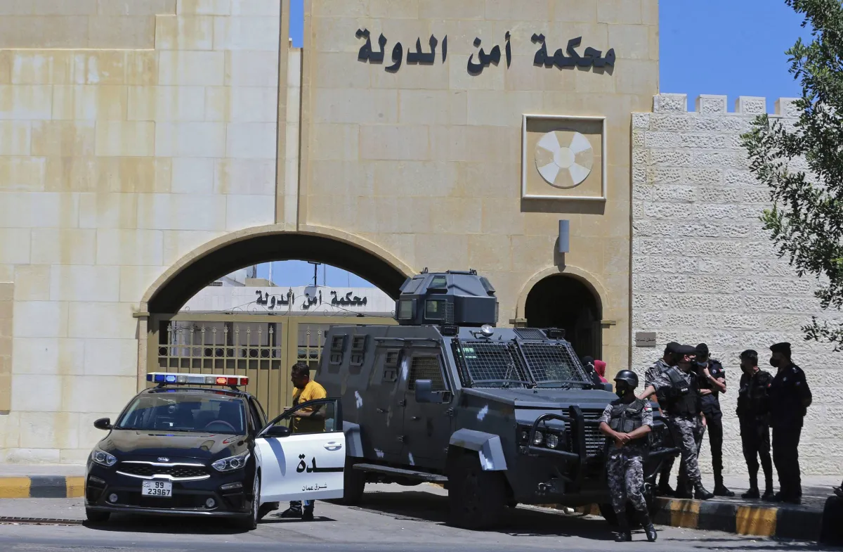 محكمة أمن الدولة في الأردن تصدر أحكامها على خلية «مخطط الفوضى»
التحقيقات مستمرة في مصادر تمويل جماعة الإخوان المسلمين