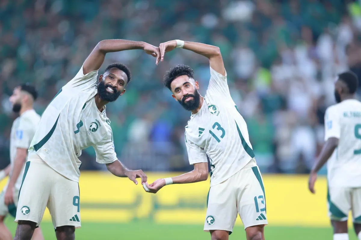 الأخضر... فرحة من عنق الزجاجة
فراس يعزف وأبو الشامات يبدع... وحمراء كنو كادت تعصف بمجهود الصقور
