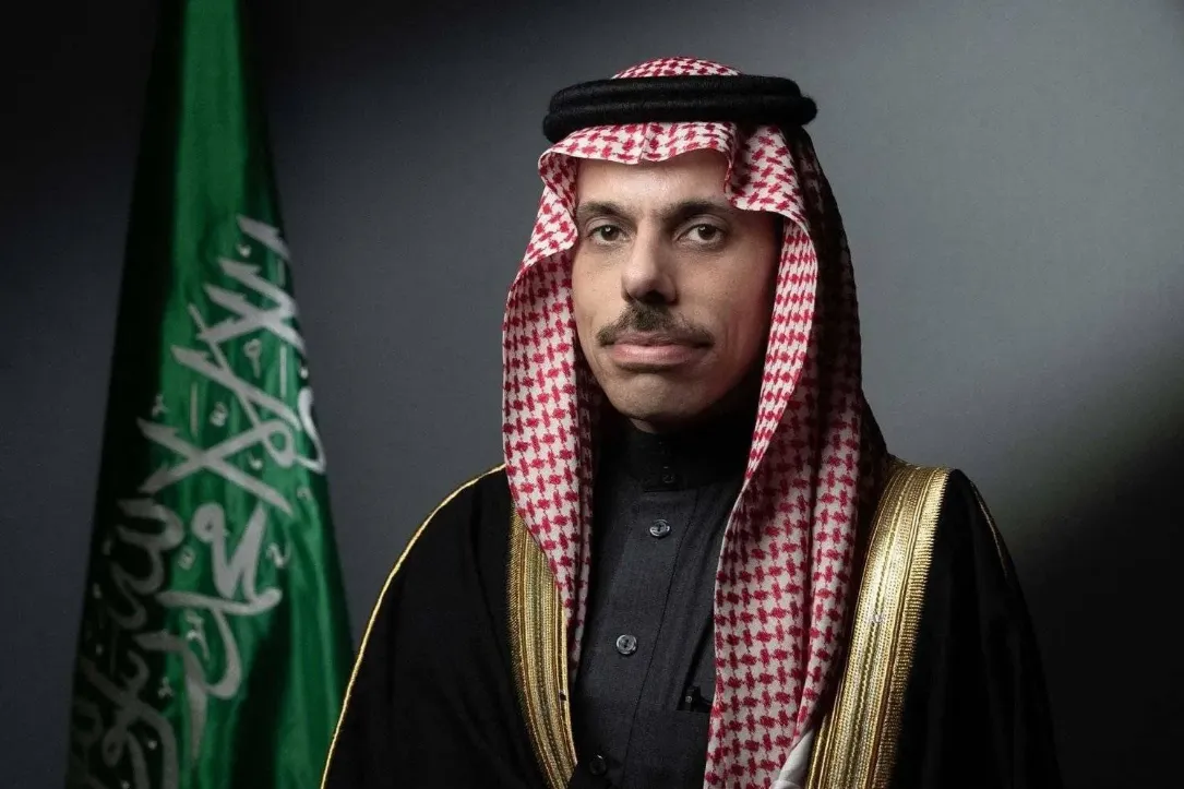 وزير الخارجية السعودي يصل إلى باريس للمشاركة في الاجتماع الوزاري بشأن غزة