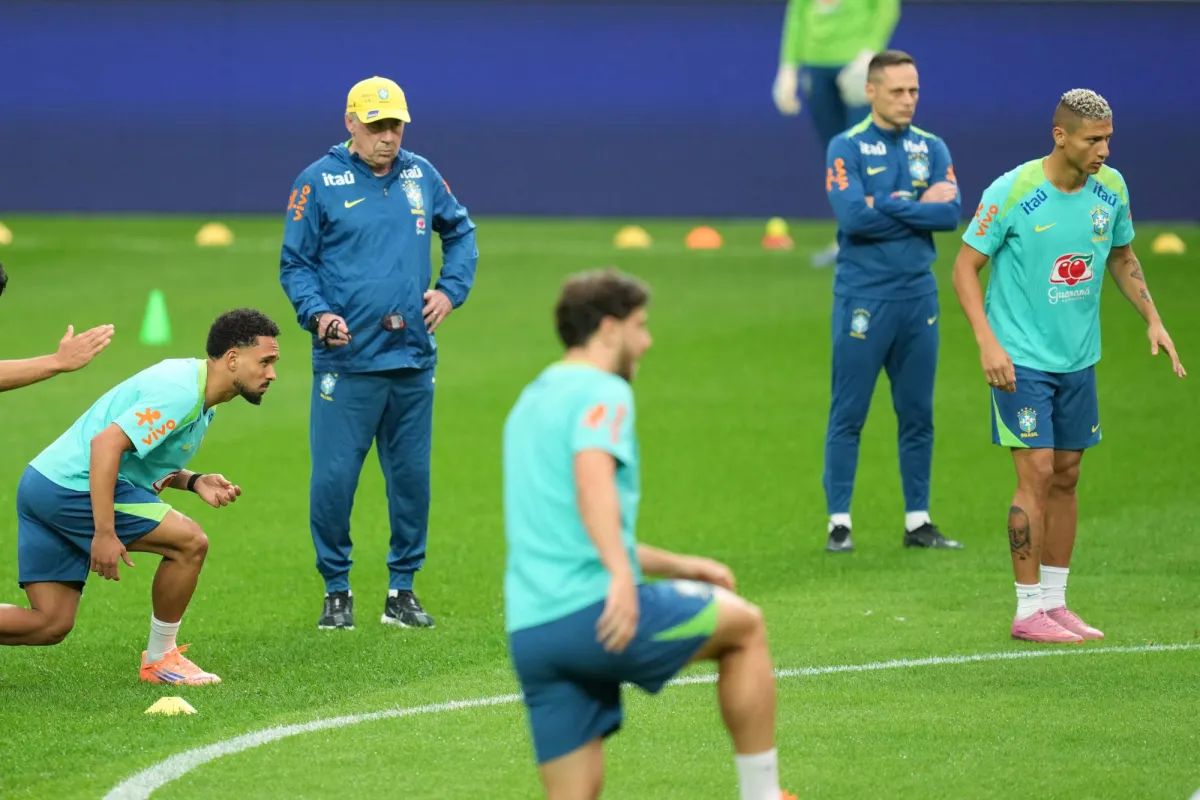 أنشيلوتي مدرب البرازيل: روح الفريق مفتاح الطموح في كأس العالم