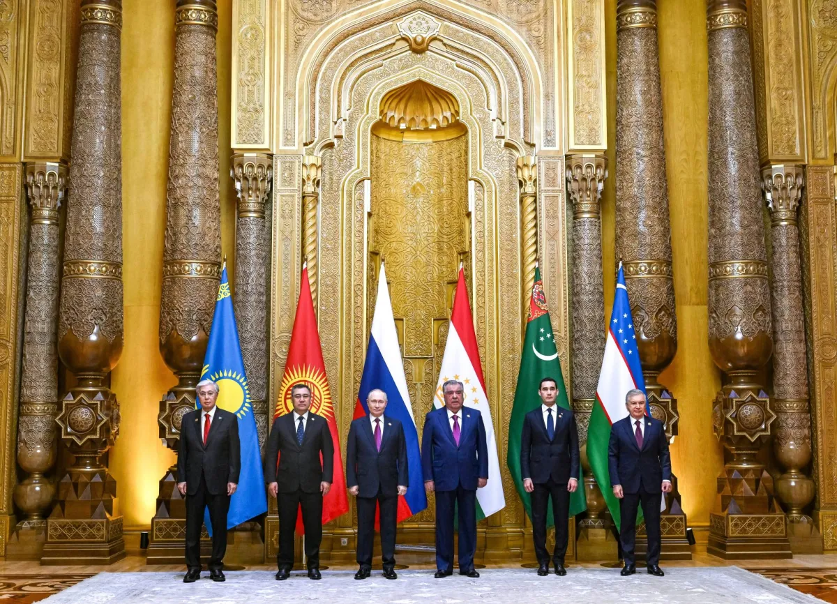 قمة «روسيا - آسيا الوسطى» لترتيب علاقات الكرملين مع المحيط الإقليمي
لقاء بوتين وعلييف أنهى عاماً من التوتر بين موسكو وباكو