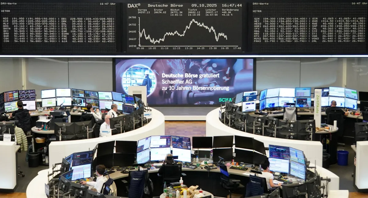 تباين الأسهم الأوروبية مع ترقب تعيين رئيس وزراء جديد في فرنسا