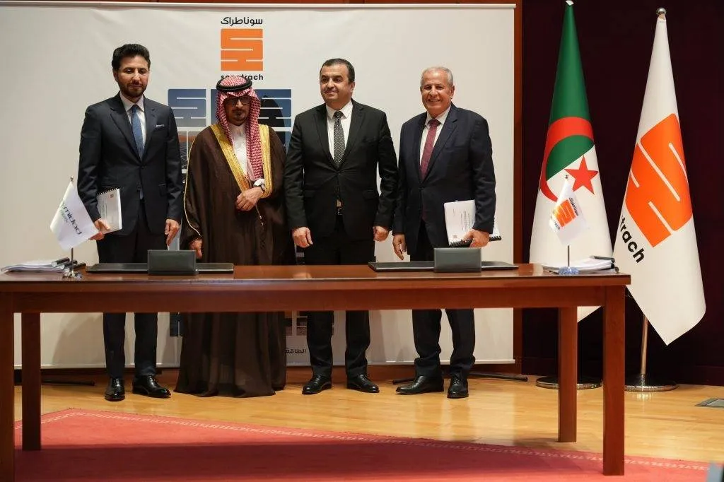 الجزائر تُوقع اتفاقية مع «مداد» السعودية للطاقة بقيمة 5.4 مليار دولار