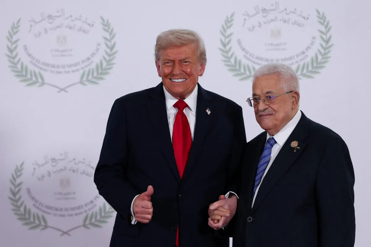 عباس يطرق باباً لانخراط السلطة في «اليوم التالي» لغزة
مصدر فلسطيني: حضور أبو مازن لفعاليات شرم الشيخ رسالة لمن يتجاهل دور رام الله