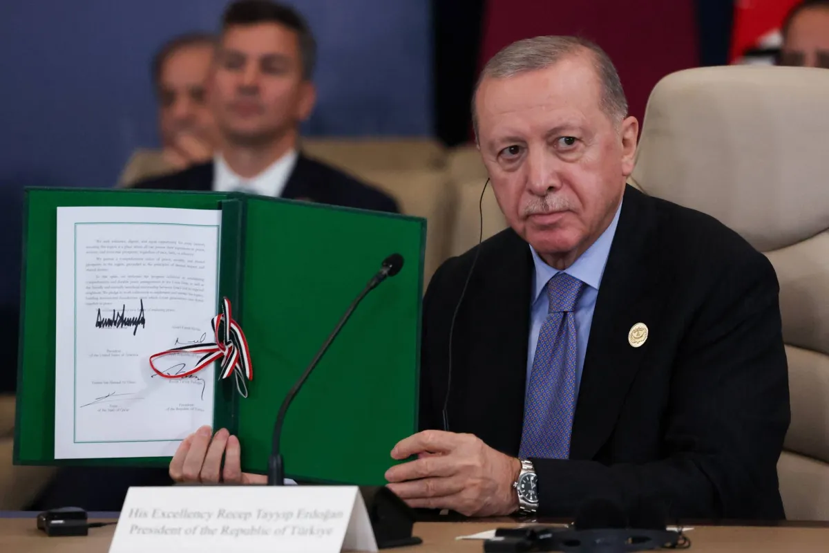 إردوغان يؤكد ضرورة التنفيذ الحرفي لاتفاق غزة
ومواصلة الضغط الأميركي على إسرائيل