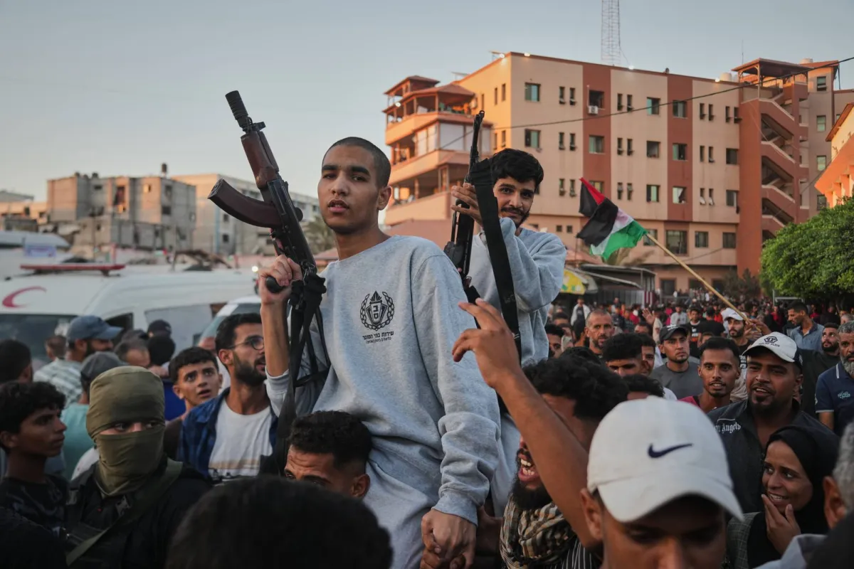 4 عشائر وجماعات مسلحة تتحدى «حماس» في غزة