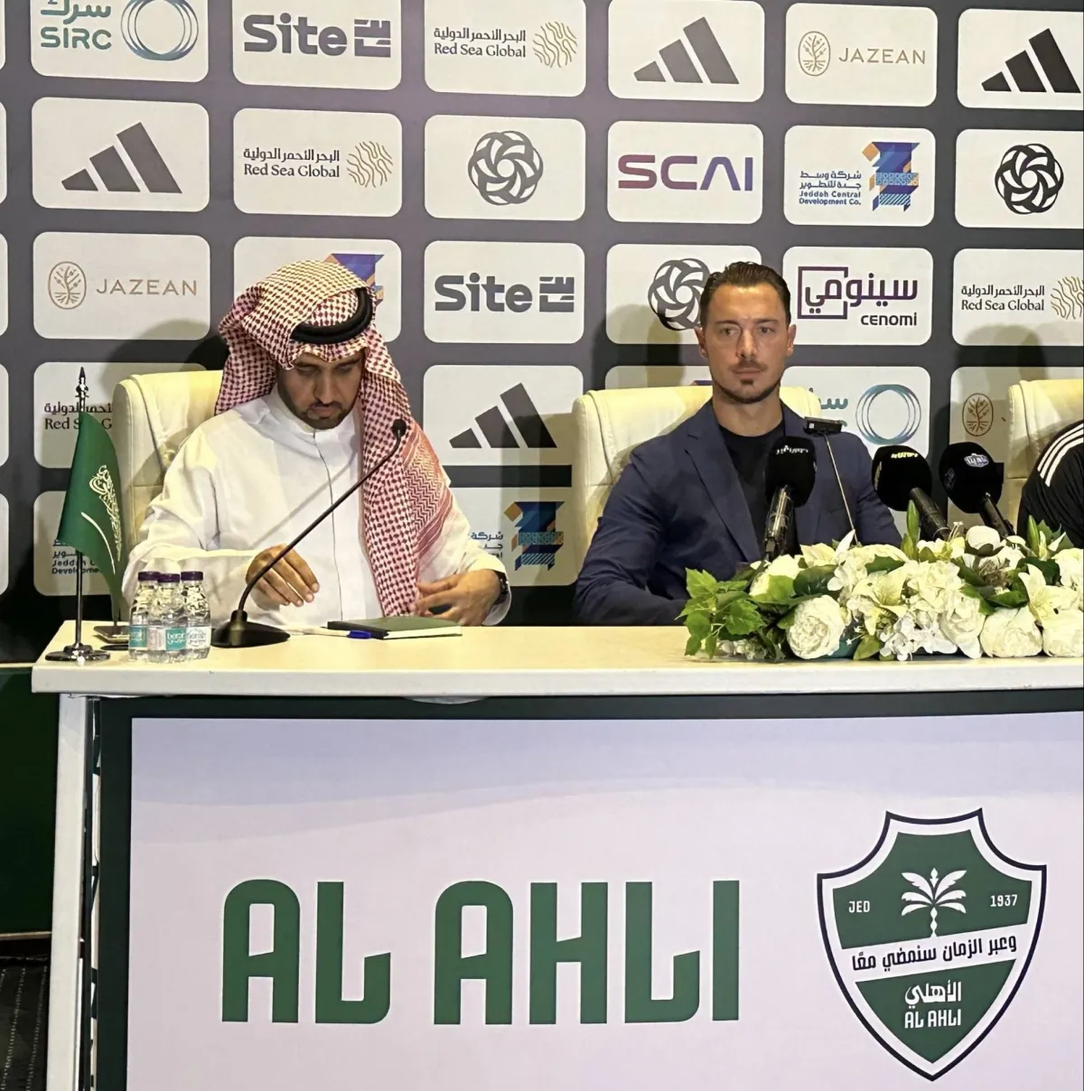 مدرب الأهلي يوضح أسباب عدم مشاركة صالح أبو الشامات ويؤكد على أهمية مواجهة الشباب