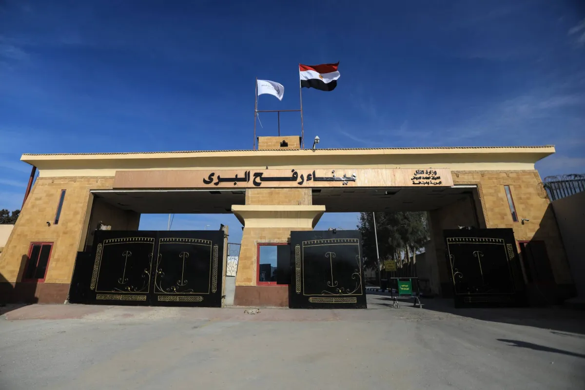 توقعات بإعادة فتح معبر رفح بين غزة ومصر أمام المسافرين غداً