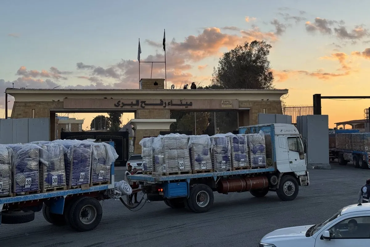 الأنظار على معبر رفح بعد «أزمة الجثامين»
السلطة الفلسطينية تدين الإعدامات في غزّة... وترمب يلوّح لـ «حماس» بعودة القوات الإسرائيلية