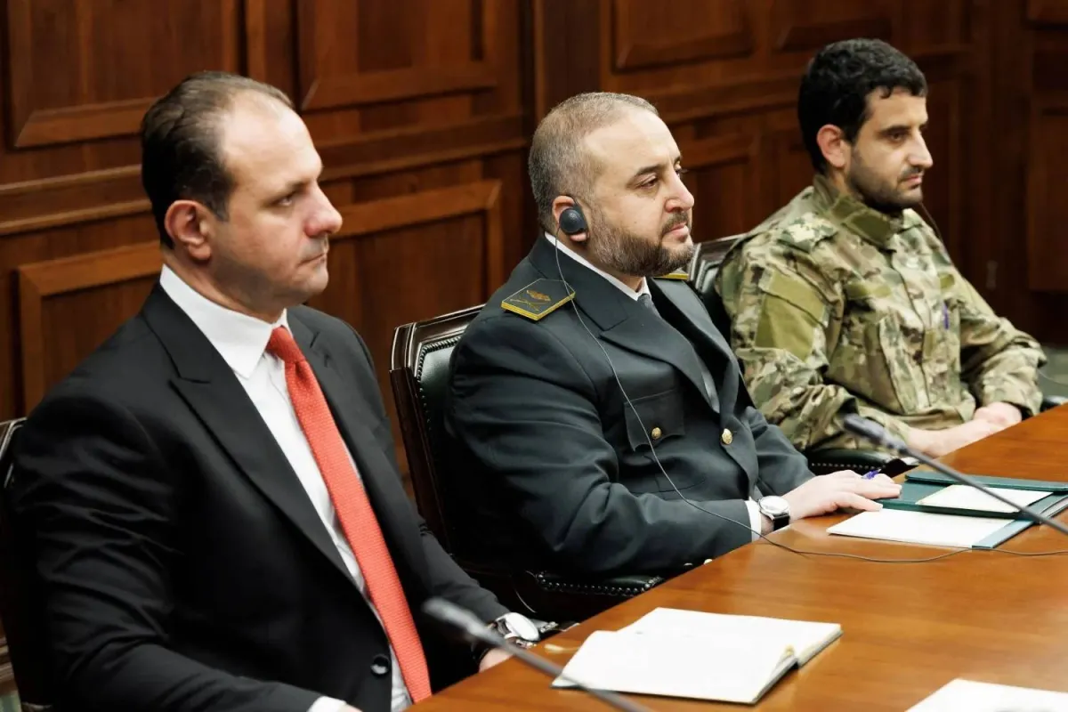 Syria, Russia Defense Ministers Discuss Exchanging Expertise