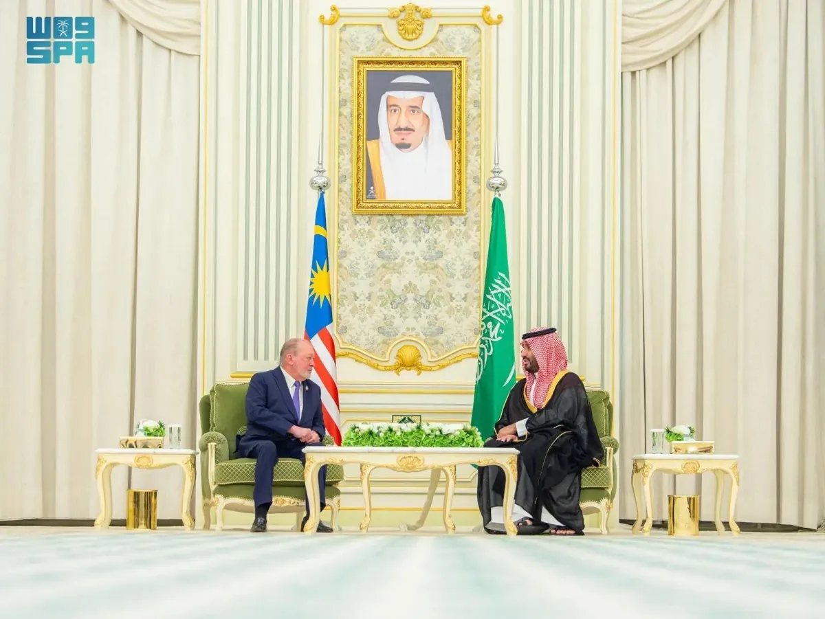 Saudi Crown Prince Holds Official Talks with King of Malaysia