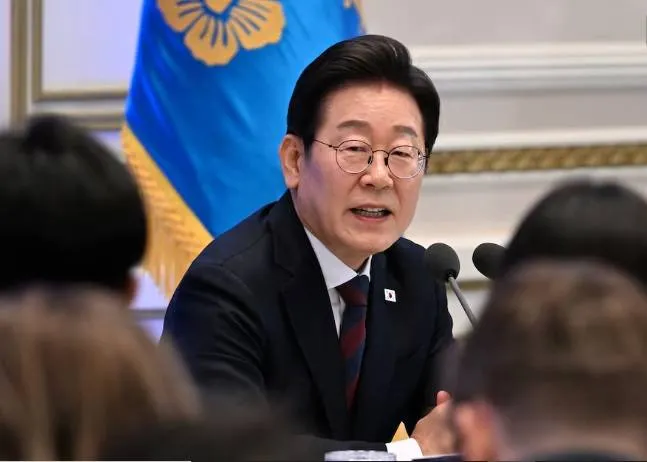 South Korea Says to 'Move Forward' on Nuclear Subs With US