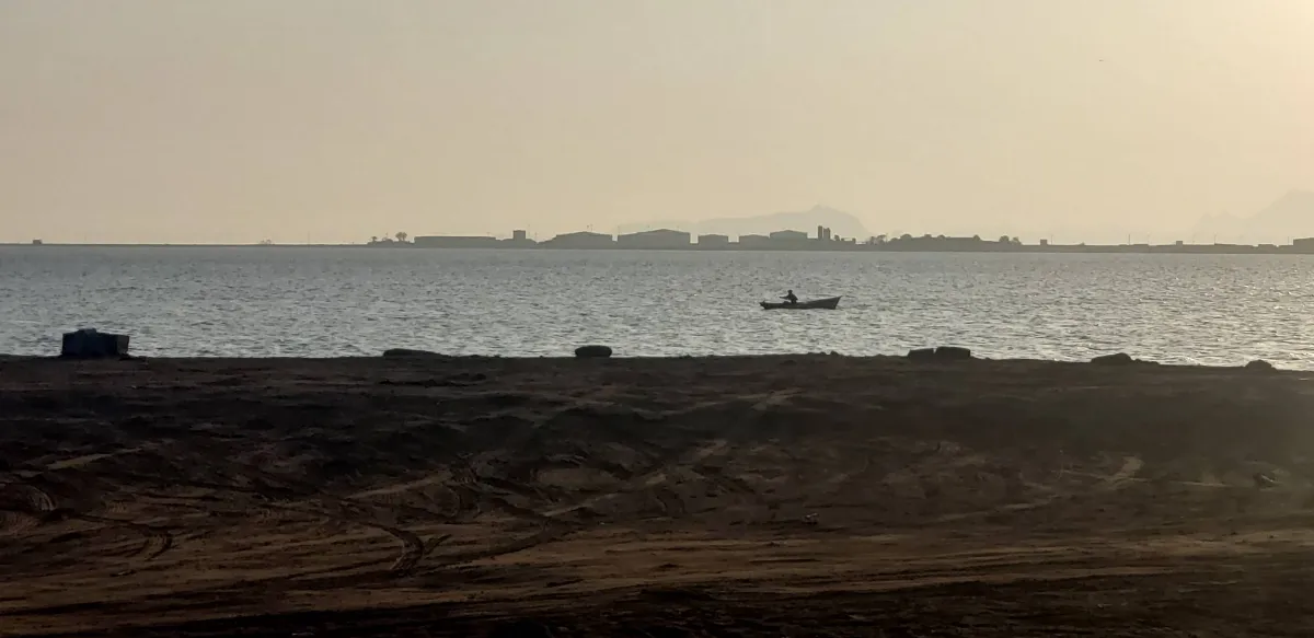 Ambrey: Vessel Veers off Course Diverting to Iranian Waters