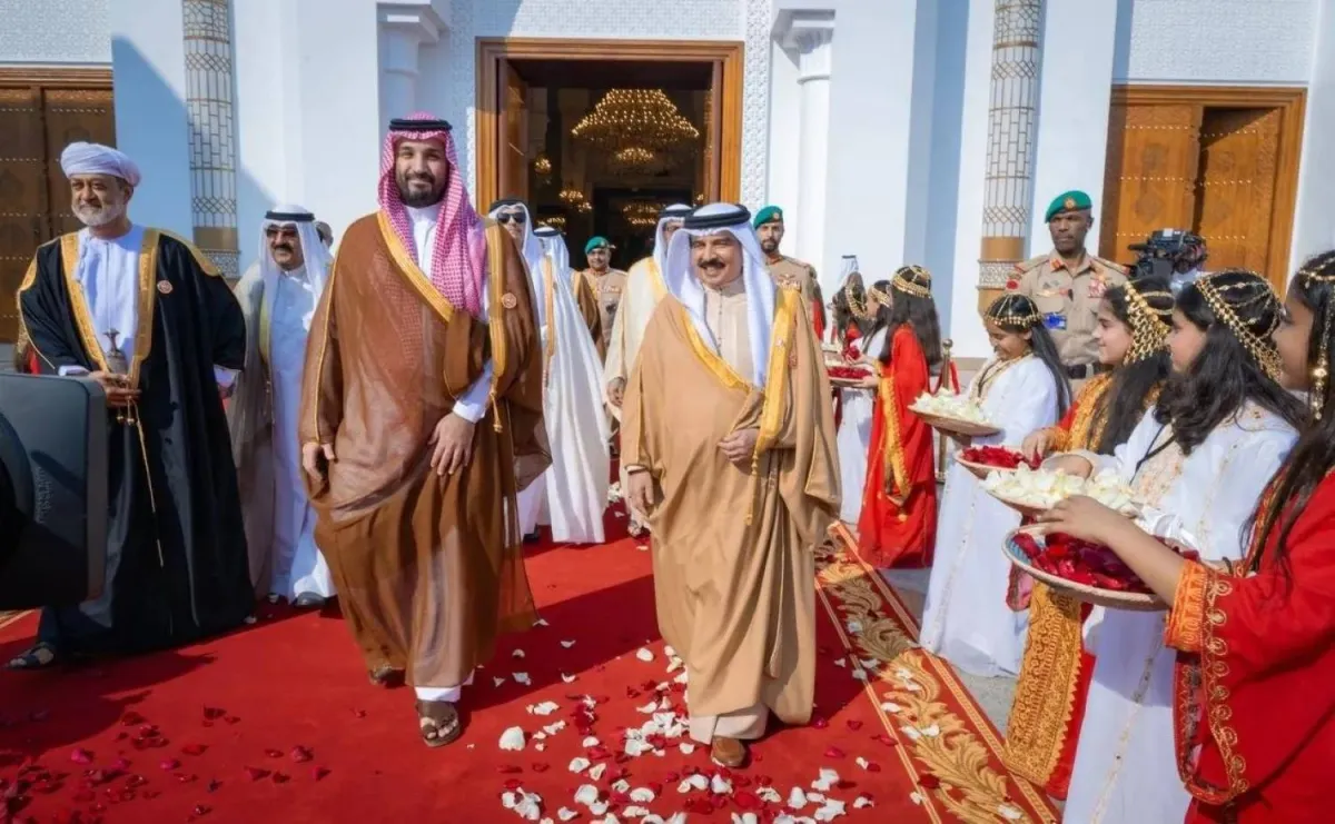 Saudi Crown Prince Hails Outcomes of Gulf Summit in Manama