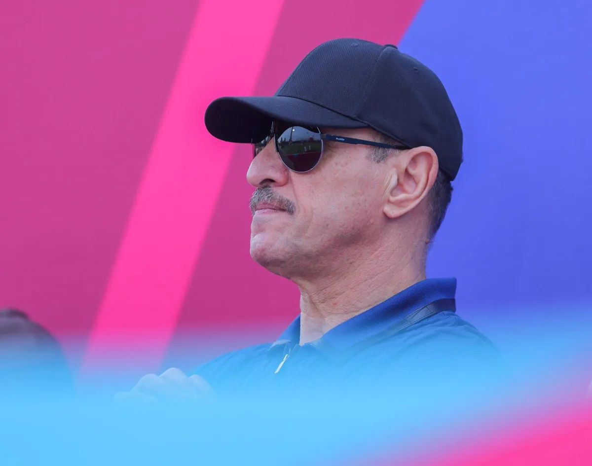 رئيس الاتحاد العراقي لكرة القدم يعتذر لجماهير بلاده بعد الخروج من منافسات كأس العرب المقامة في قطر، واعداً بتحضيرات للملحق العالمي المؤهل لكأس العالم 2026 