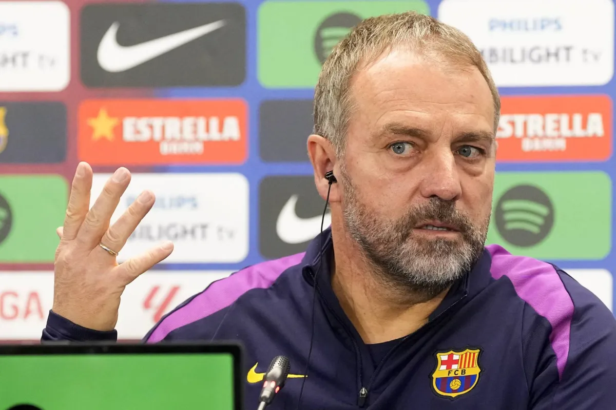 قال الألماني هانزي فليك، المدير الفني لفريق برشلونة، إن التفوق على ريال مدريد في صدارة ترتيب الدوري الإسباني لكرة القدم، هو أمر رائع لكنه يركز على فريقه أكثر 