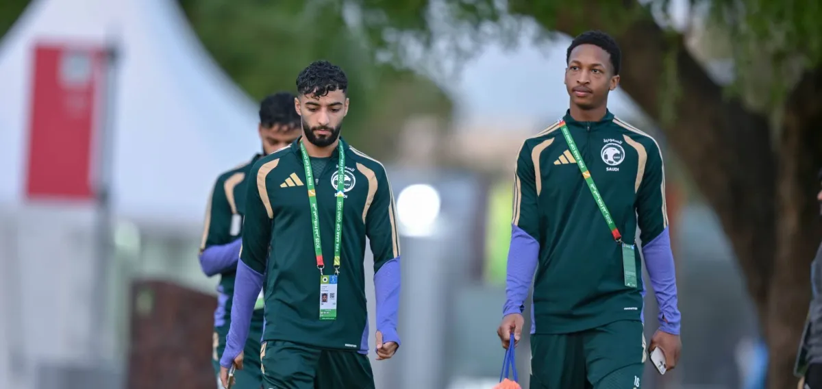 أكد مراد هوساوي، لاعب المنتخب السعودي، صعوبة مواجهة الأردن في نصف نهائي كأس العرب 2025.. وقال هوساوي في تصريحات لوسائل الإعلام: «طموح أي لاعب هو تمثيل منتخب بلاده، وكما ترون أسعى لتقديم أفضل ما لدي، إذ كنت أنتظر هذه الفرصة منذ زمن» 