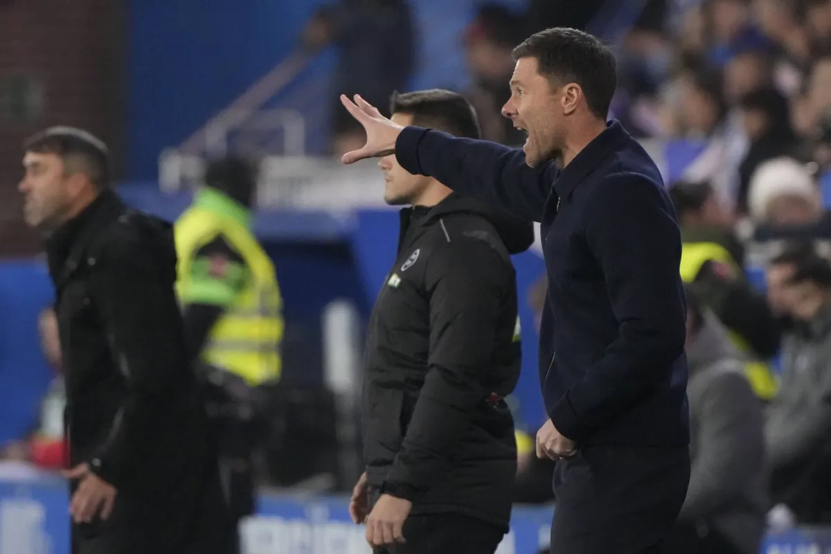 هاجم تشابي ألونسو مدرب ريال مدريد، التحكيم، بعد فوز صعب لفريقه على ديبورتيفو ألافيس بنتيجة 2-1 في الدوري الإسباني لكرة القدم 