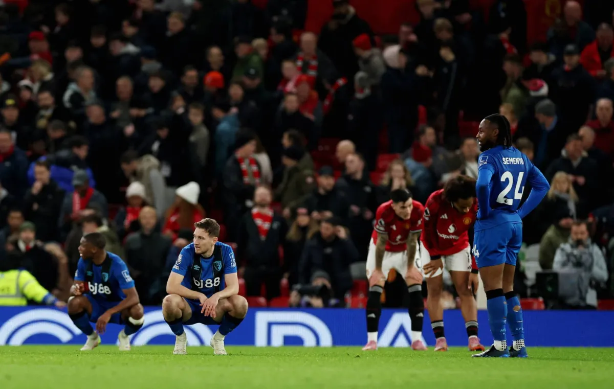 اختتم فريقا مانشستر يونايتد وبورنموث منافسات الجولة السادسة عشرة من الدوري الإنجليزي الممتاز، بشكل مثير للغاية، بعدما تعادلا بنتيجة 4-4 على ملعب أولد ترافود 