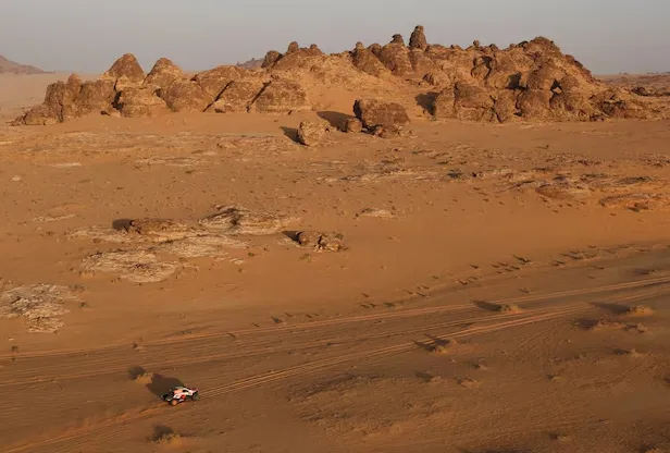Guthrie Wins Second Dakar Rally Stage in Saudi Desert