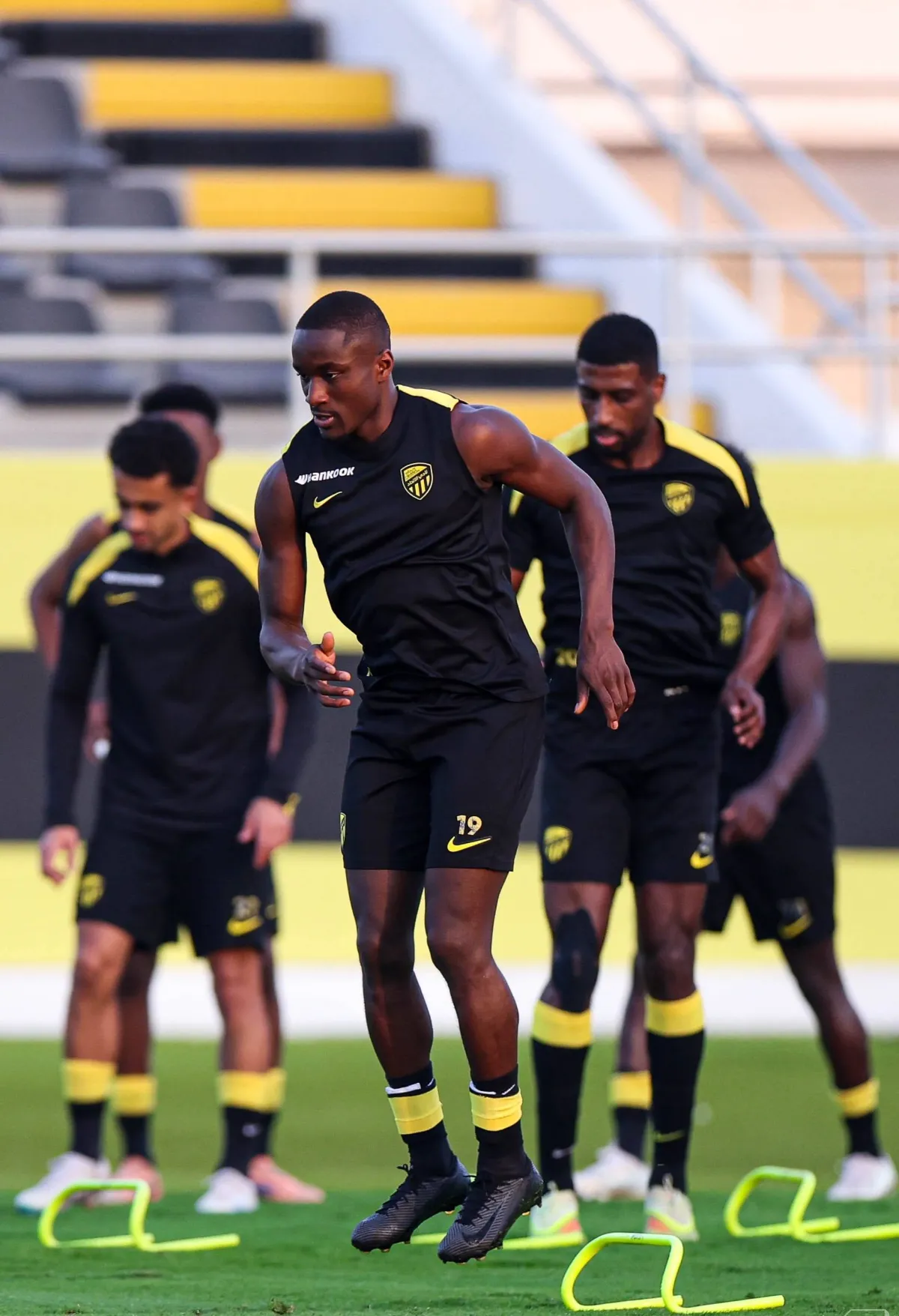 يتطلع الاتحاد لمواصلة رحلة انتصاراته المثالية مؤخراً تحت قيادة البرتغالي سيرجيو كونسيساو، وذلك عندما يحل ضيفاً على الخلود ضمن لقاءات الجولة الرابعة عشرة من الدوري السعودي للمحترفين 