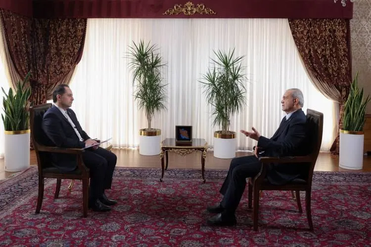 عاجل | بزشكيان يقول إن «الاحتجاج يختلف عن الشغب» والحكومة ستستمع إلى المتظاهرين لمعالجة مخاوفهم الحقيقية 