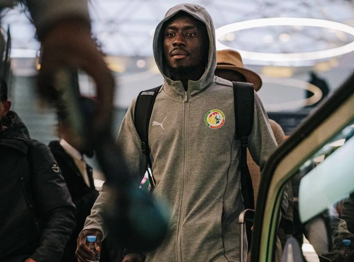 قدّم الاتحاد السنغالي لكرة القدم شكوى رسمية إلى الاتحاد الأفريقي لكرة القدم بشأن عدد من الترتيبات التنظيمية، وذلك قبل نهائي كأس الأمم الأفريقية المقرر أمام منتخب المغرب، البلد المضيف، يوم الأحد، وذلك وفقاً لشبكة «The Athletic» 