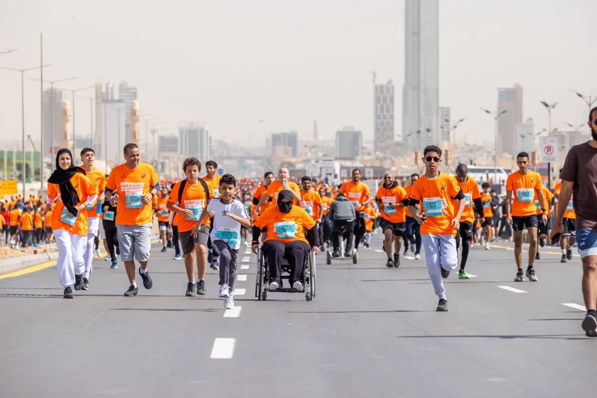 أنهت العاصمة السعودية الرياض استعداداتها لاستضافة النسخة الخامسة من ماراثون الرياض الدولي 2026، الذي ينظّمه الاتحاد السعودي للرياضة للجميع، ويقام في جامعة الأميرة نورة بنت عبد الرحمن خلال الفترة من 28 إلى 31 من الشهر الجاري 