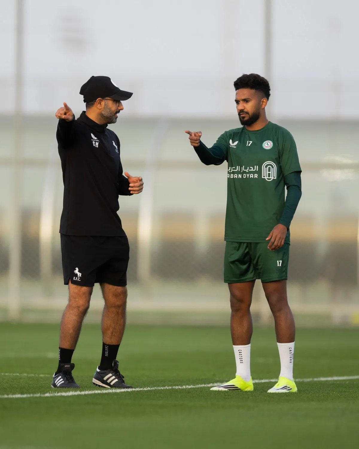 كشفت مصادر «الشرق الأوسط» أن إدارة نادي الاتفاق استقرت بشكل نهائي على استمرار الثنائي راضي العتيبي وخالد الغنام ضمن صفوف الفريق الأول لكرة القدم، مؤكدة عدم رحيلهما خلال فترة الانتقالات الشتوية الجارية 