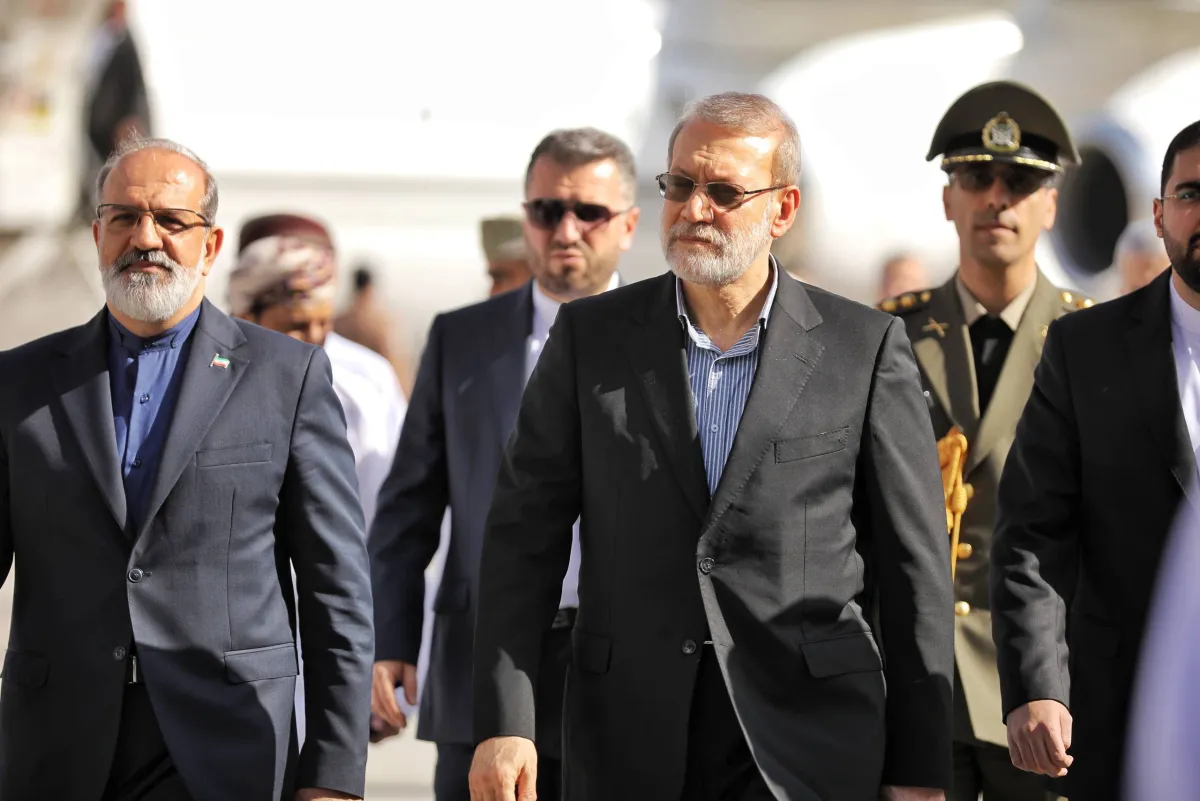 Qatar Emir, Trump Discuss De-escalation as Larijani Heads to Doha 
