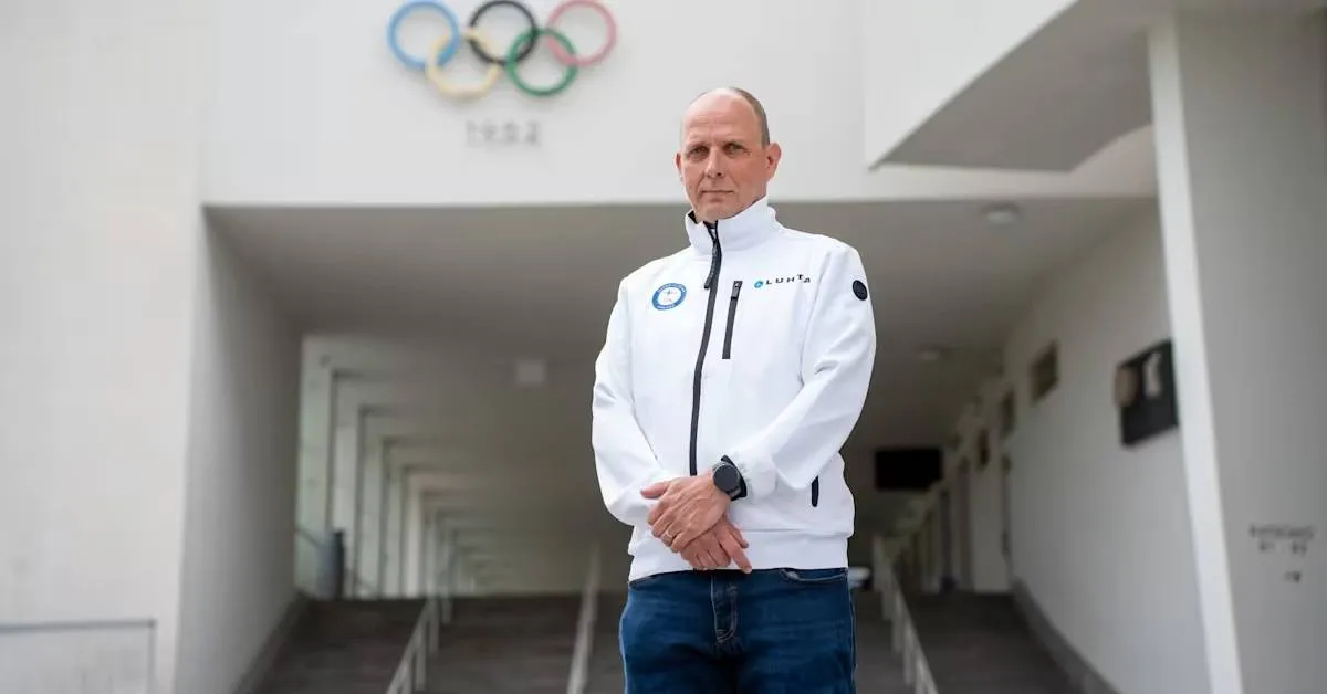 طُرد مدرب الفريق الفنلندي في القفز على الثلج في دورة الألعاب الأولمبية الشتوية المقامة في ميلانو كورتينا، لمخالفته القوانين المتعلقة بـ«استهلاك الكحول»، وفق ما أعلنت اللجنة الأولمبية الفنلندية 