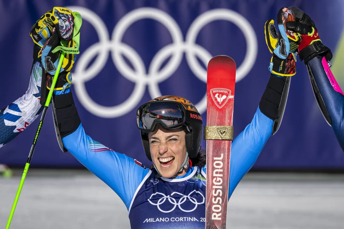 أكملت الإيطالية فيديريكا برينيوني عودتها المذهلة من الإصابة، وأضافت ذهبية التعرج الطويل إلى التي أحرزتها في سباق التعرج سوبر طويل (سوبر-جي)، الأحد في أولمبياد ميلانو-كورتينا 