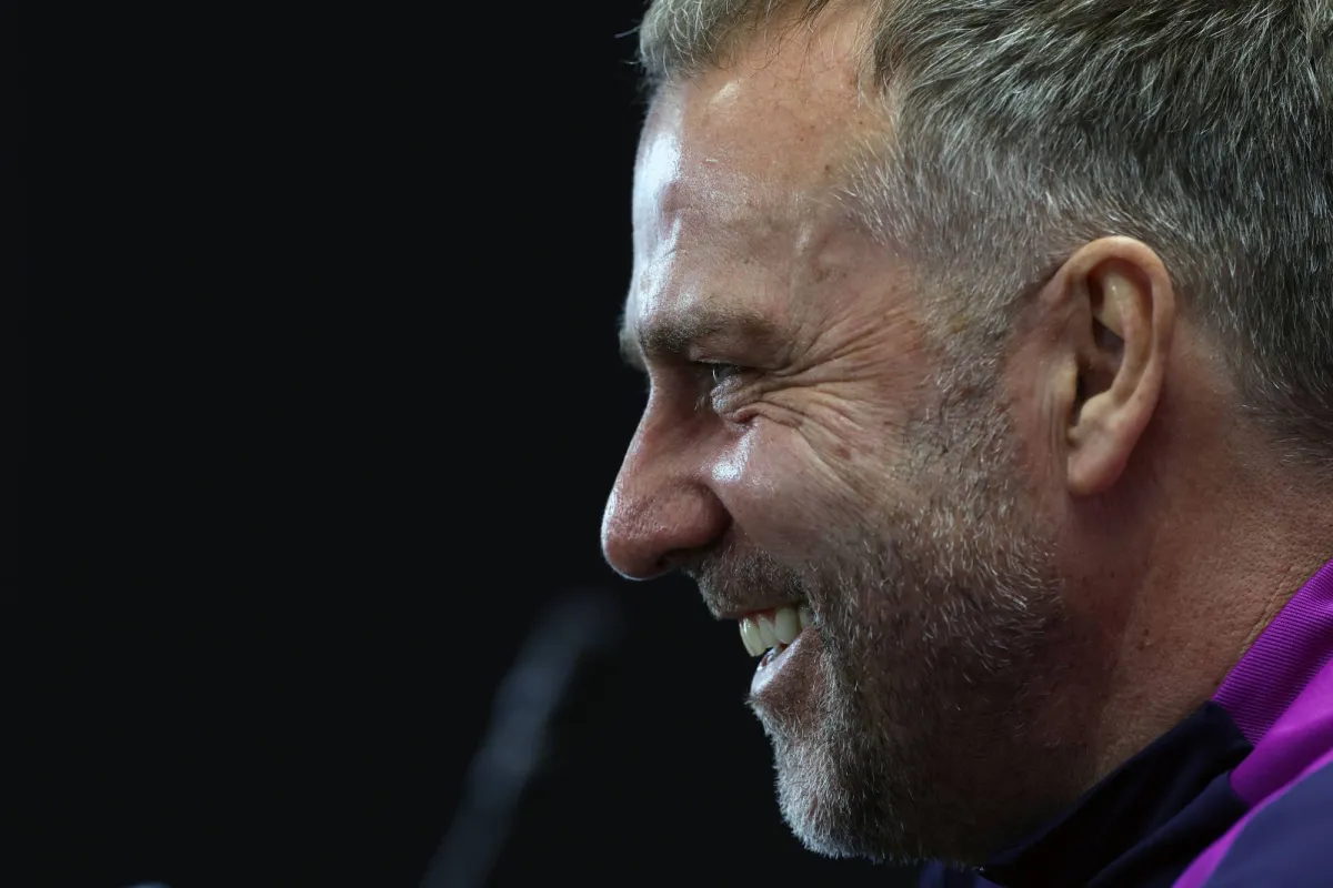 رحّب الألماني هانزي فليك، مدرب برشلونة، بعودة لاعب الوسط بيدري والمهاجم الإنجليزي ماركوس راشفورد من الإصابة، في وقت يتوجب على النادي الكاتالوني التعافي من هزيمتين مؤلمتين والعودة إلى سكة الانتصارات، عندما يواجه ليفانتي، في الدوري الاسباني 