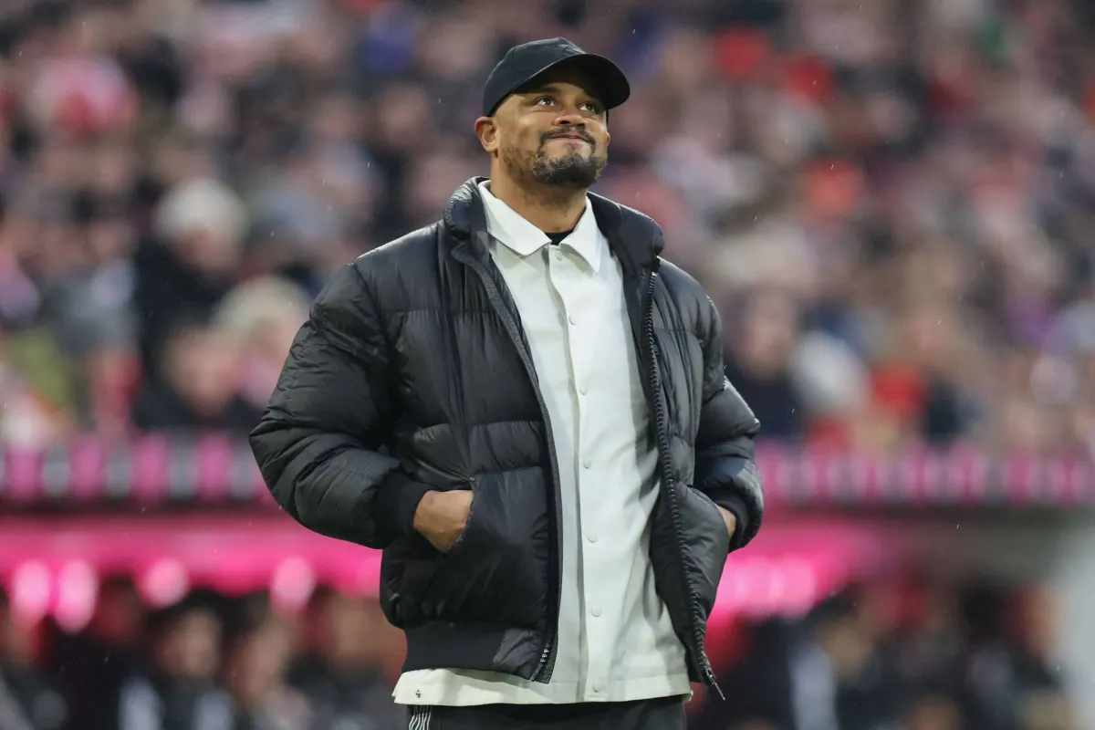 رأى المدرب البلجيكي لبايرن ميونيخ، فنسنت كومباني، أن حجم المباراة أمام بوروسيا دورتموند، ضمن الدوري الألماني، يجعل الانتصار فيها أشبه بـ«لقب صغير».. ويتصدر بايرن الترتيب بفارق 8 نقاط عن دورتموند، ويمكنه أن يخطو خطوة كبيرة نحو الاحتفاظ باللقب إذا حقق الفوز 