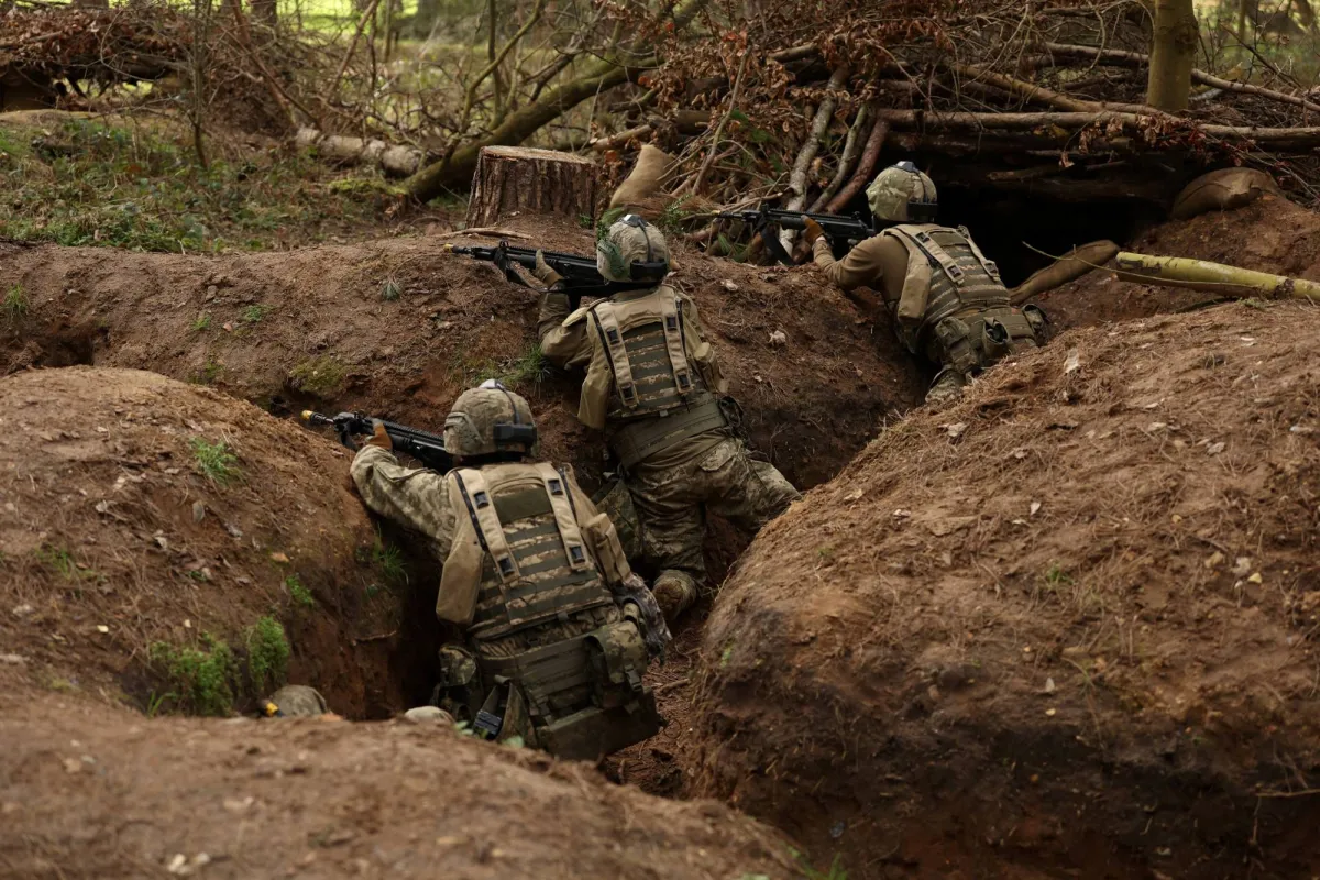 Russian Strikes Kills One in East Ukraine