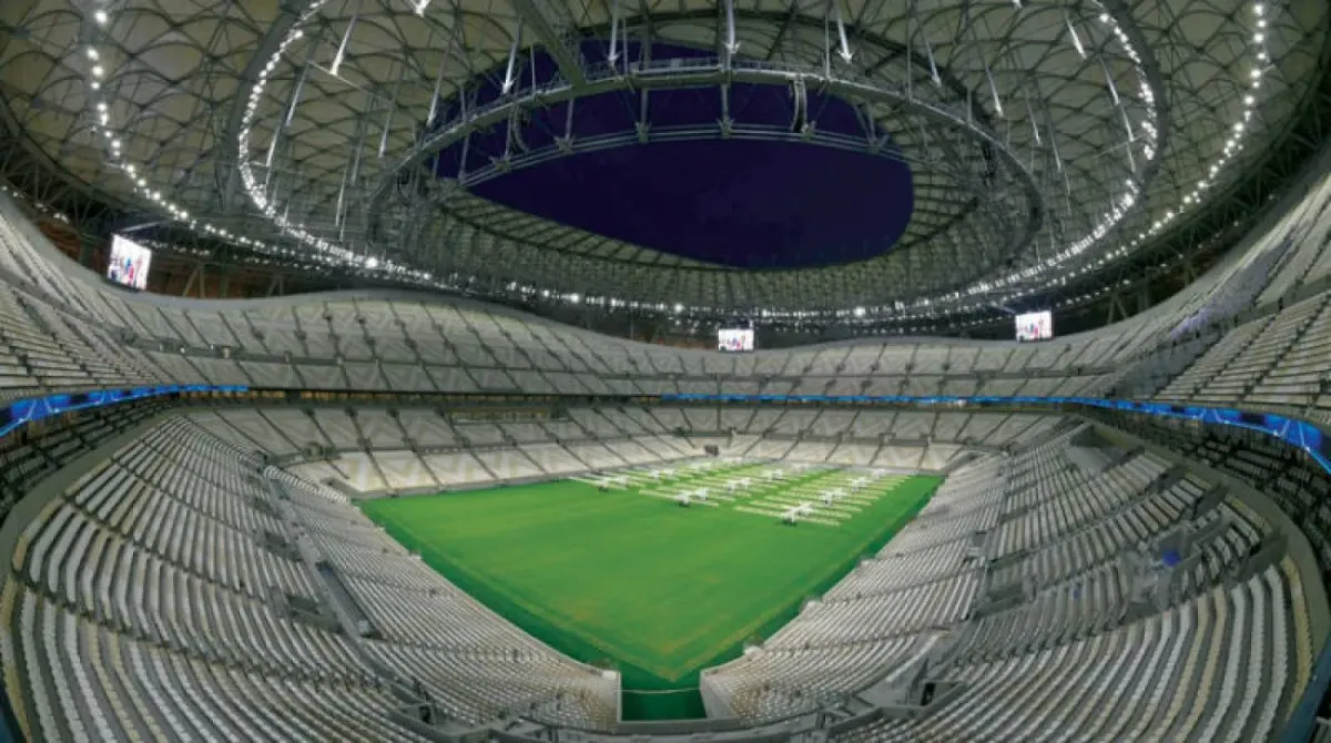 بسبب تعطل حركة السفر... إلغاء مهرجان قطر لكرة القدم 2026. اللجنة المنظمة قالت إن التذاكر المباعة ستعاد مجدداً للمشجعين 