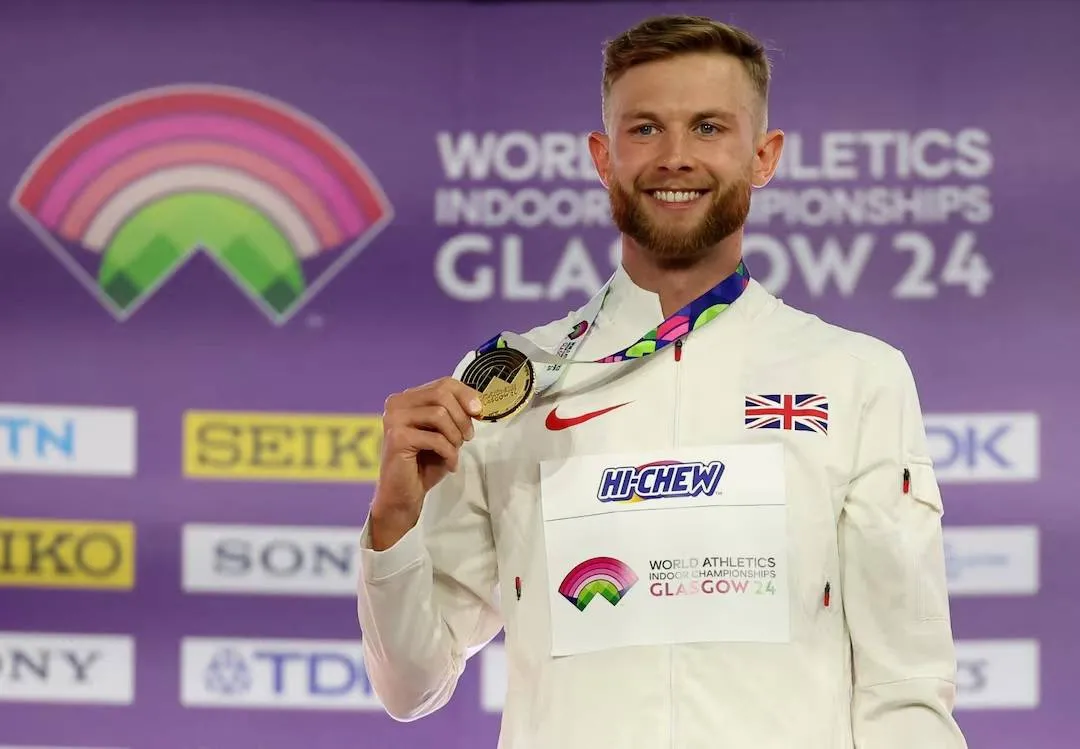 أعرب جوش كير، أفضل رياضي بريطاني، عن شعوره بـ«الإحباط» بسبب المبلغ الكبير المستحق له المكون من ستة أرقام من مشروع «غراند سلام تراك» الفاشل الذي أداره مايكل جونسون، لكنه لا يزال يعتقد أن منظمي المشروع «أشخاص طيبون» وقعوا في «وضع فظيع» 