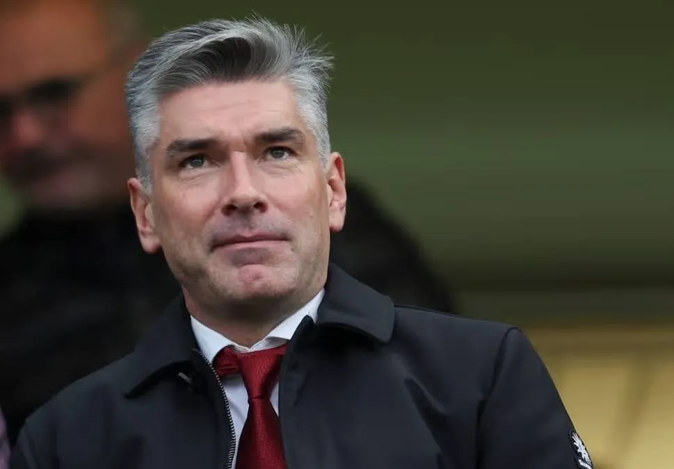 يُعدّ ريتشارد هيوز، المدير الرياضي لنادي ليفربول، أحد ثلاثة أسماء مرشحة لتولي المنصب ذاته في نادي الهلال السعودي وذلك بحسب صحيفة «التلغراف» البريطانية.. وحتى الآن، لم يحدث أي تواصل رسمي بين الهلال وليفربول بشأن هيوز، كما لم تجرِ أي مناقشات حول مستقبله 