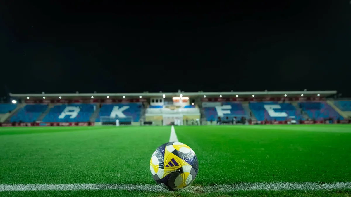 تستعيد مدينة الرس حضورها في المشهد الكروي السعودي مع احتضانها مواجهة جماهيرية بارزة في أمسية استثنائية تعيد المدينة إلى واجهة الأحداث الرياضية، حيث القمة الكبرى بين الخلود و الاتحاد في نصف نهائي بطولة كأس الملك 